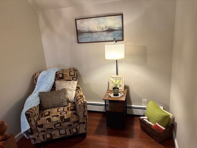 Riverfront Townhouse –   Nottingham, NH