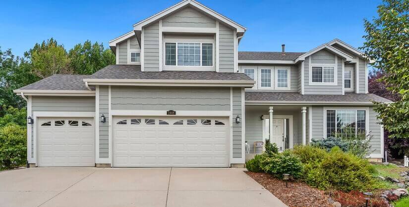 5 Bed 4 Bath Near Harmony Corridor