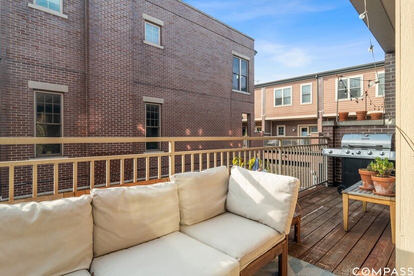 Deck + grill