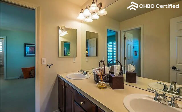 Furnished 1 bd Spacious apartment