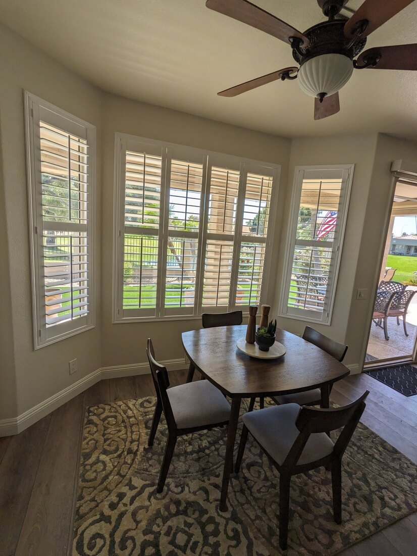 Breakfast nook