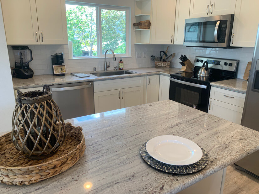 Full Kitchen with large Island/Work Surface