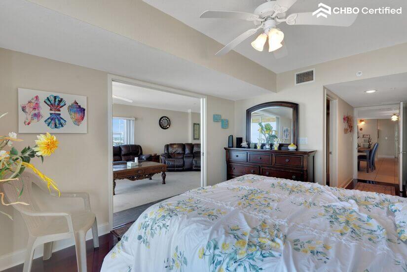 Luxurious Oceanfront MidTerm Rental