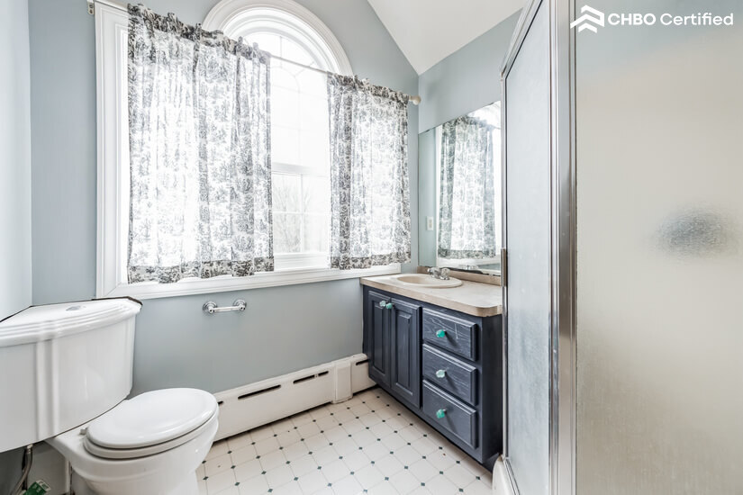 Unfurnished Rental Home in Deerfield NH