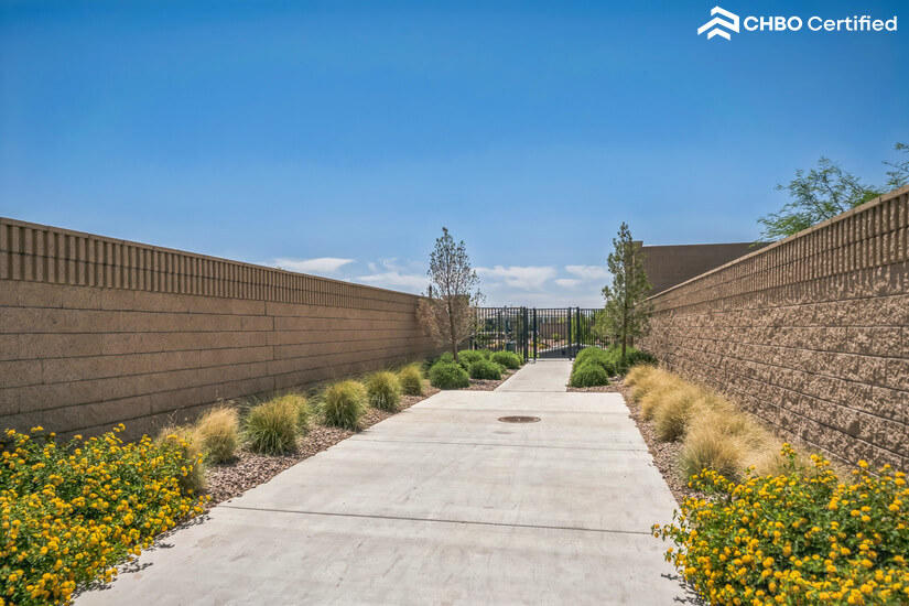 New 4BR Luxury Home with Amenities