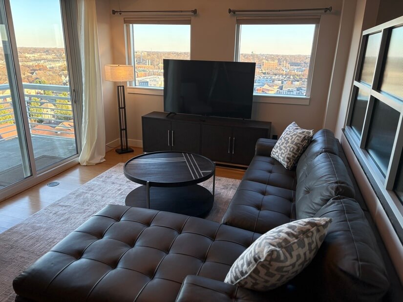 65 inch wireless Flatscreen TV