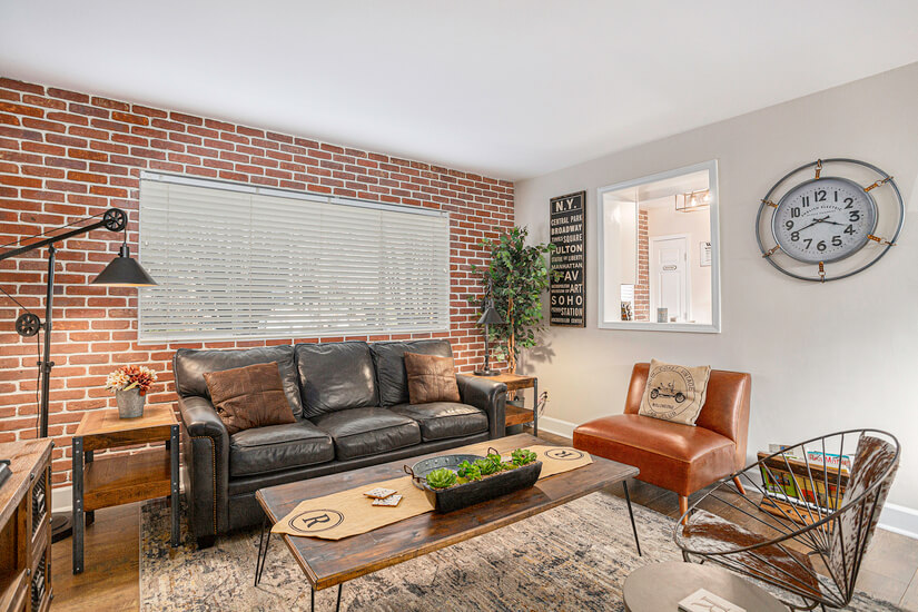 Buckhead Condo w/ Office & Utilities