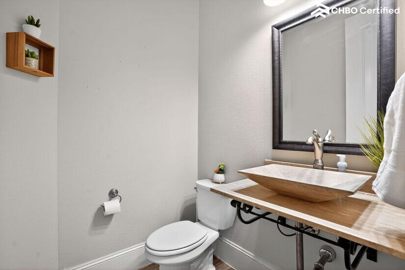 Guest bathroom with sleek design