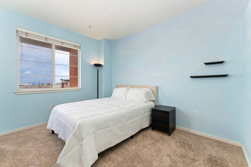 Modern Comfort Meets Urban Convenience