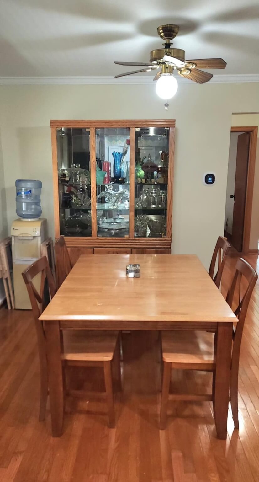 3 Bedroom 2-Bathroom with Pool Table