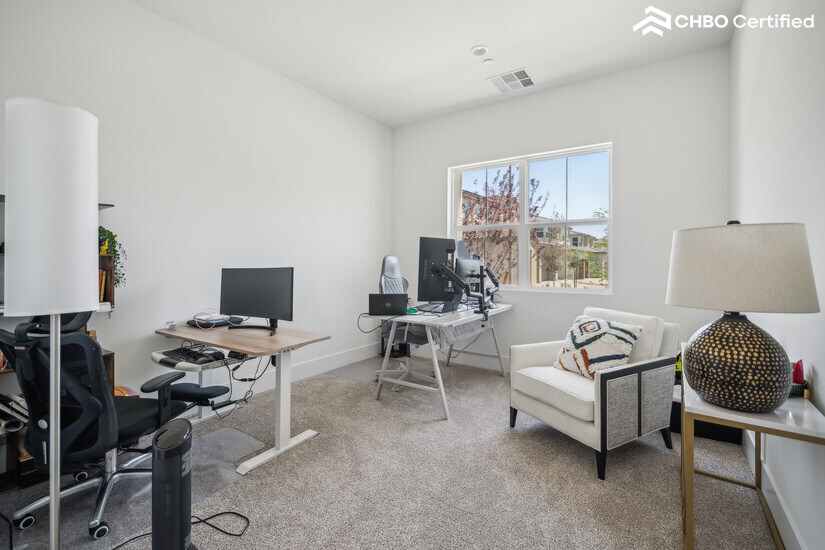 New 4BR Luxury Home with Amenities