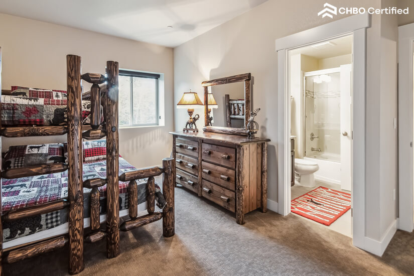 Modern Mountain Retreat