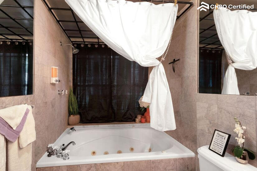 Bywater Royale 4BD 3BA