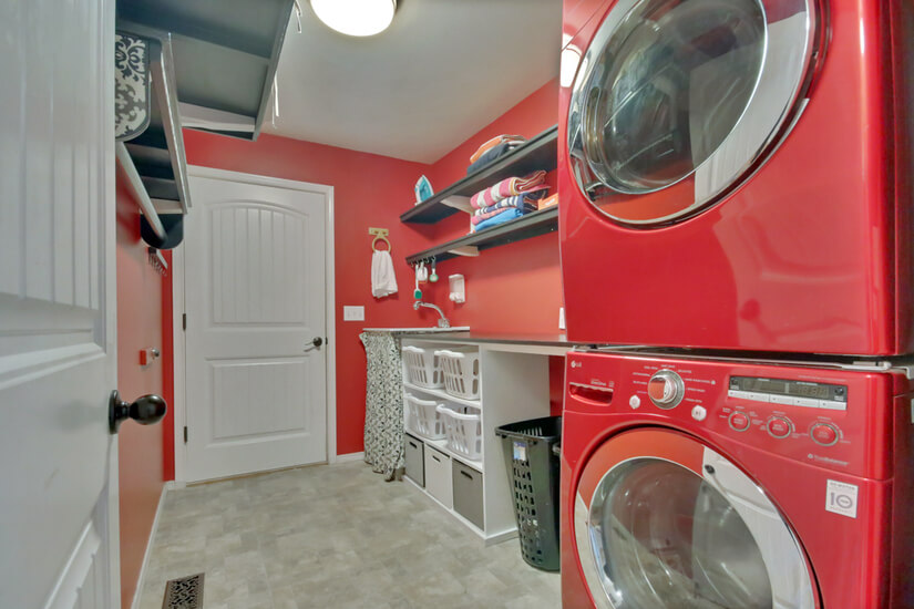 Washer & Dryer included