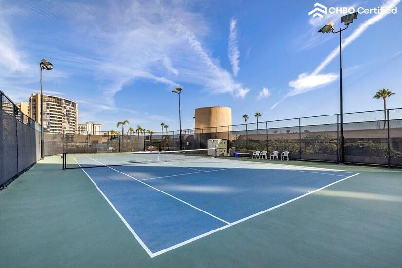 2BR Condo in Marina Del Rey