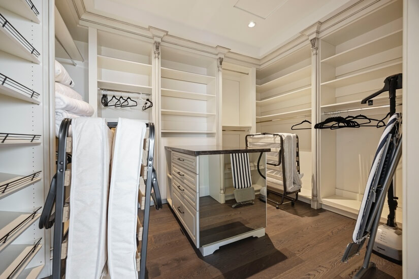 Vancouver Executive Luxury Home w/ View