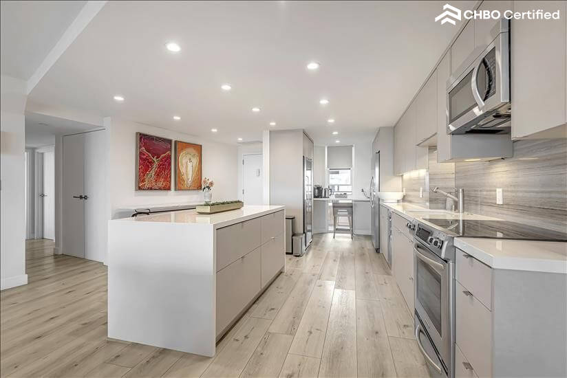 2BR Condo in Marina Del Rey