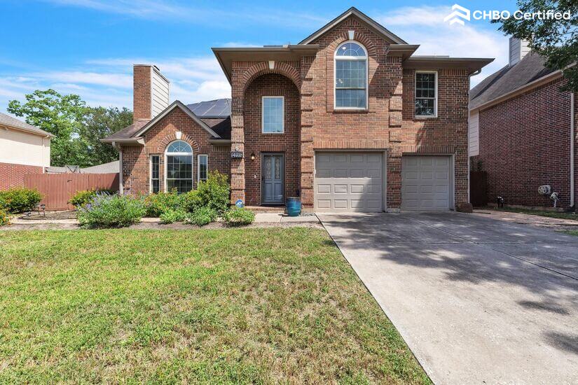 Modern Spacious 4 BDR Paradise Home