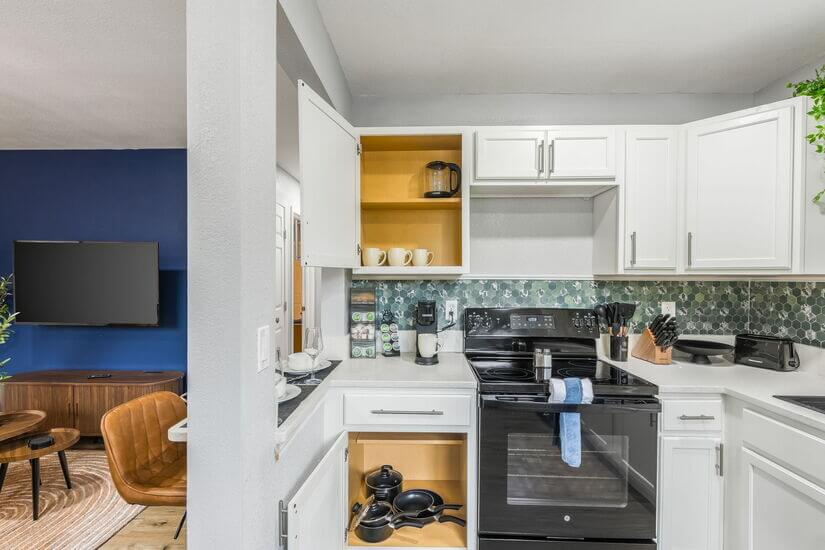 Furnished Apartment in Riverside