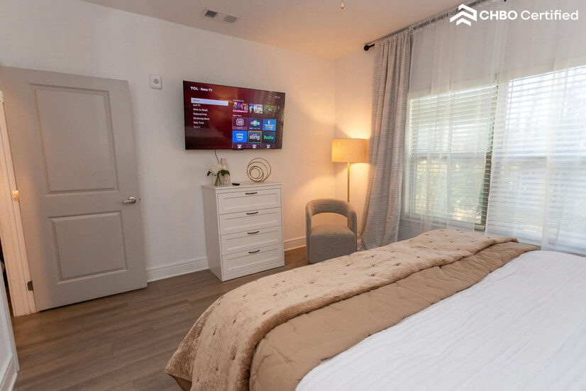 Furnished Apt with pool in Charlotte NC