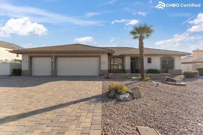 Upscale Furnished Home in Glendale AZ