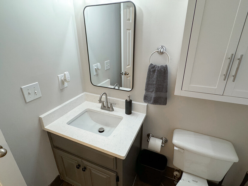 Modern King Size Apt, Central Location