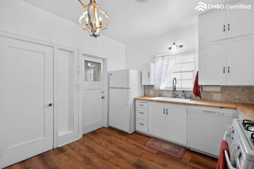 Newly Renovated Furnished home Redlands 