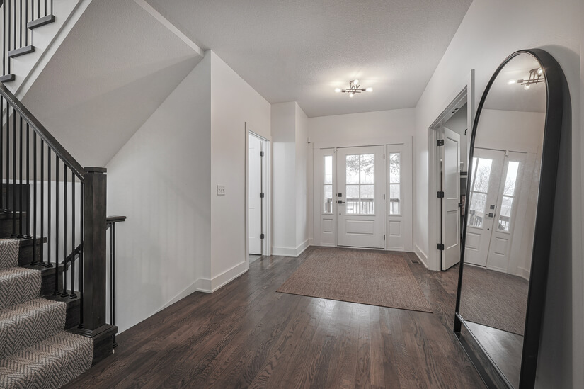 Furnished 2yr old Home in Prime Location