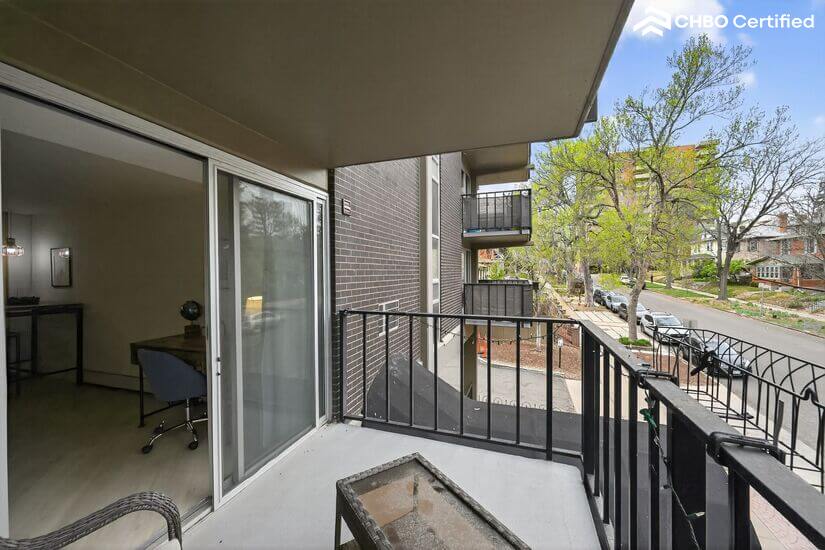 Balcony and sliding door