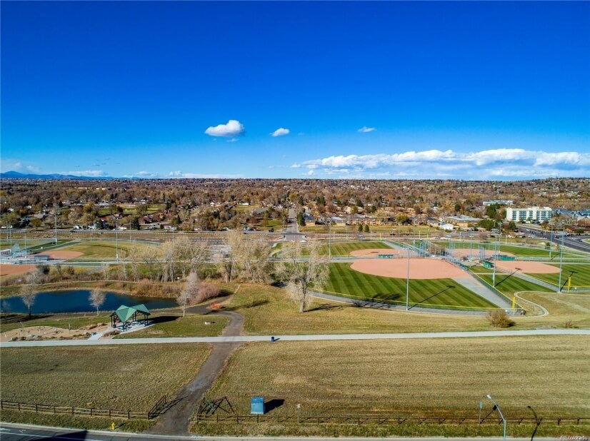 Furnished Pet Friendly Home Near Golden