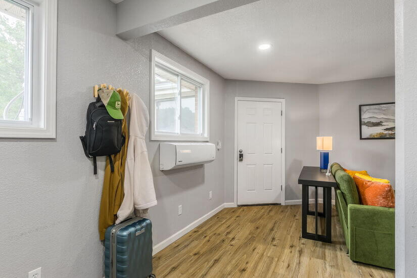 Furnished Apartment in Riverside