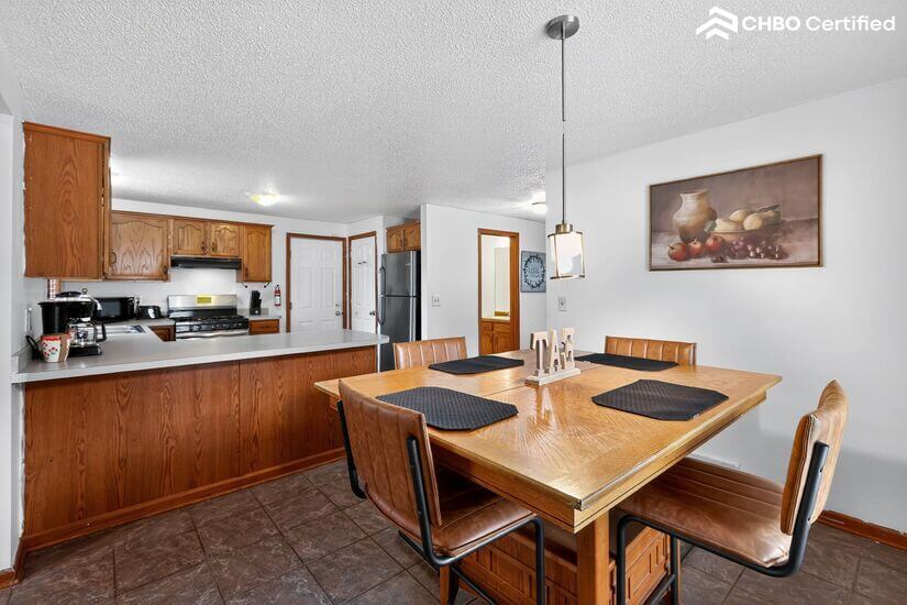 Three Bedroom Furnished in Buffalo