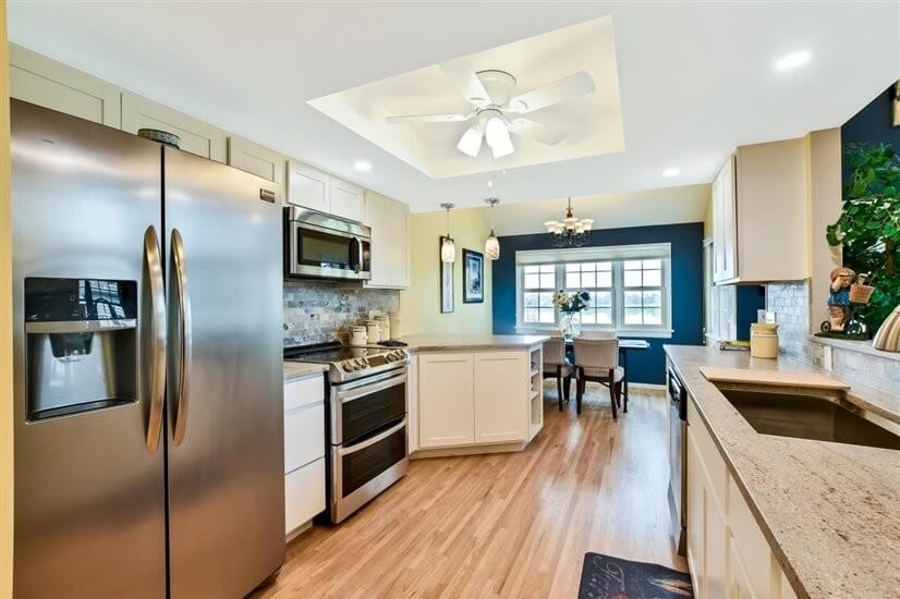 Furnished 4 Bdrm 3 Bath Townhome