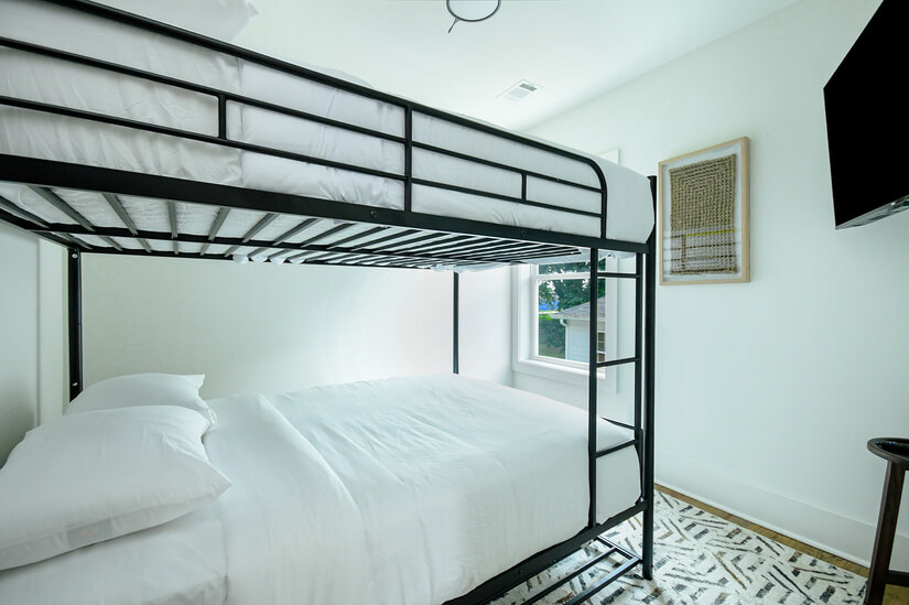 Fully Furnished 3 Bedroom Townhome