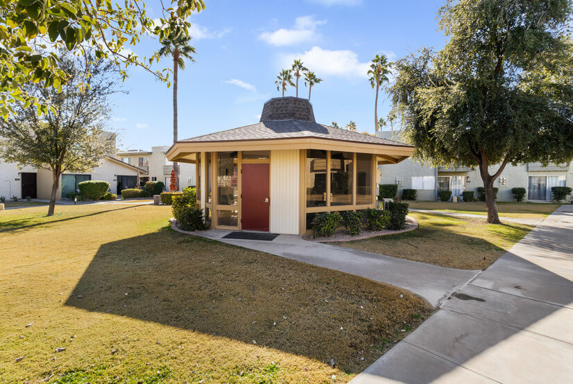 Outdoor Complex Area