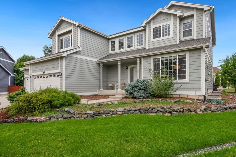 5 Bed 4 Bath Near Harmony Corridor