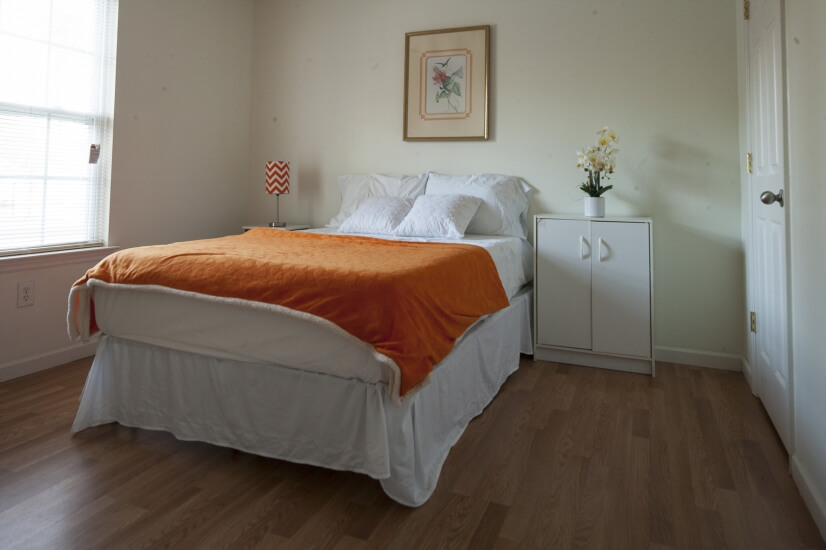 Gated Lovely 2bd Townhome