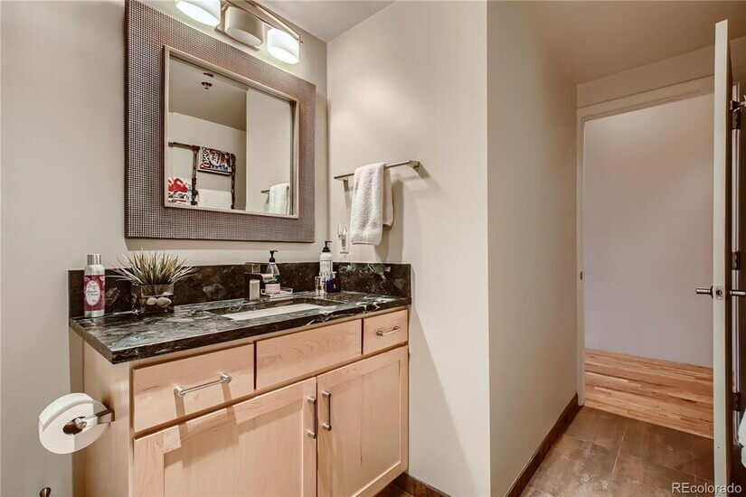 1 Bedroom Condo at Icehouse