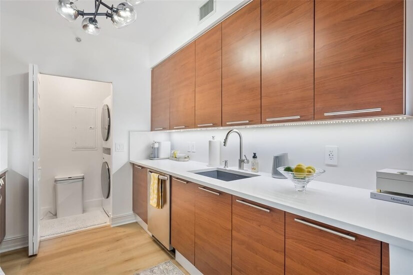 Renovated Las Olas Condo Full Service