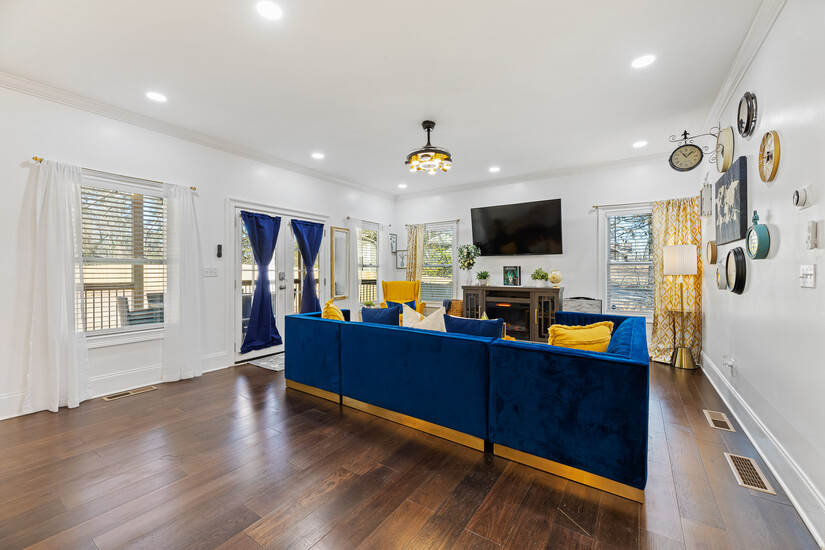 Chic Furnished 5BR Near Studios/Airport