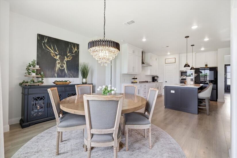 Spacious Dining Room