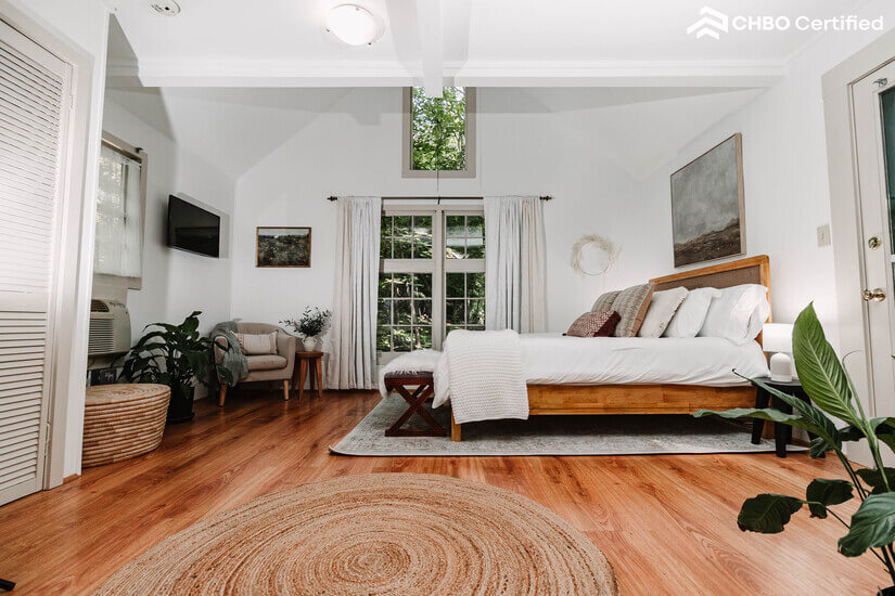 Perfect blend of cozy and spacious.