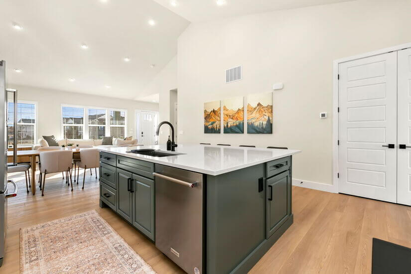 4 Bedroom 4 Bath House Office in Sonders