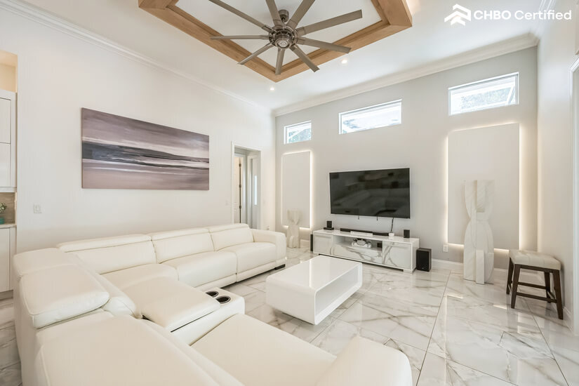 Beautiful Naples 4 Bedroom