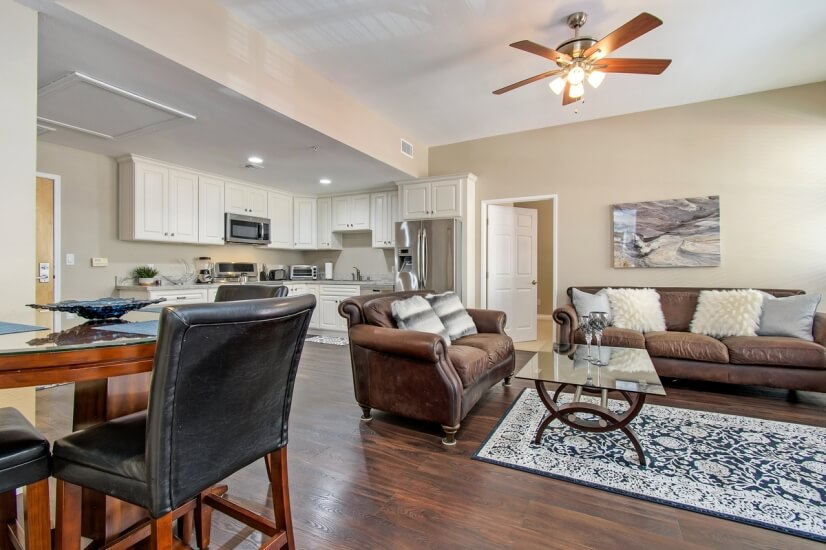 Sacramento east shopping holiday vegan Short-Term Corporate Housing Corporate Condo in the Gaslamp in San Diego, CA | CHBO