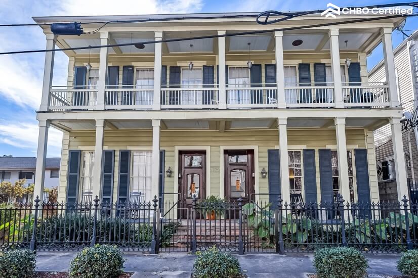 Furnished Lower Garden District Condo