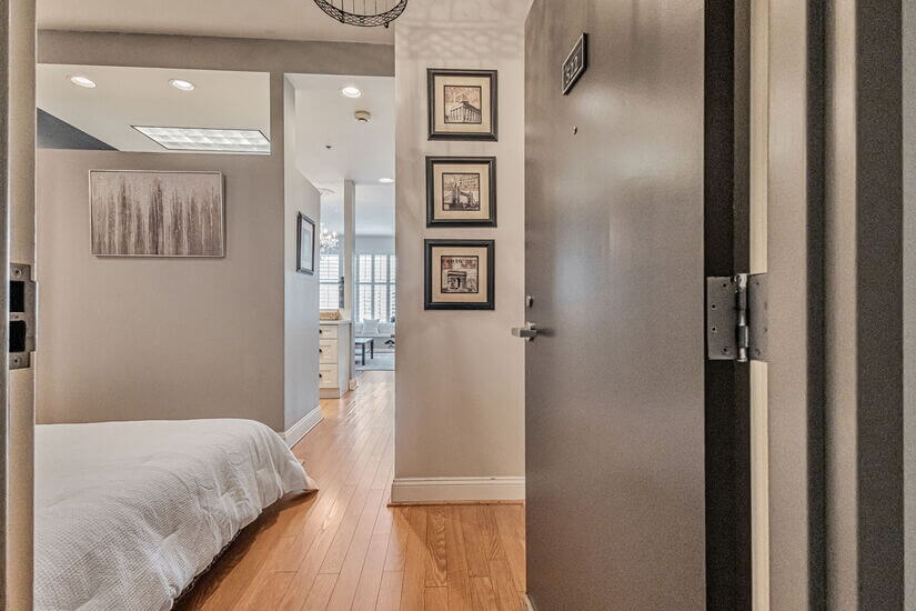 Furnished Jr 1BR Condo Bay Bridge Views 