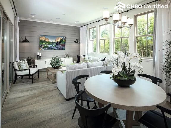 Executive Mountain View Luxury Rental