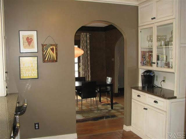 Kitchen to Dining Room