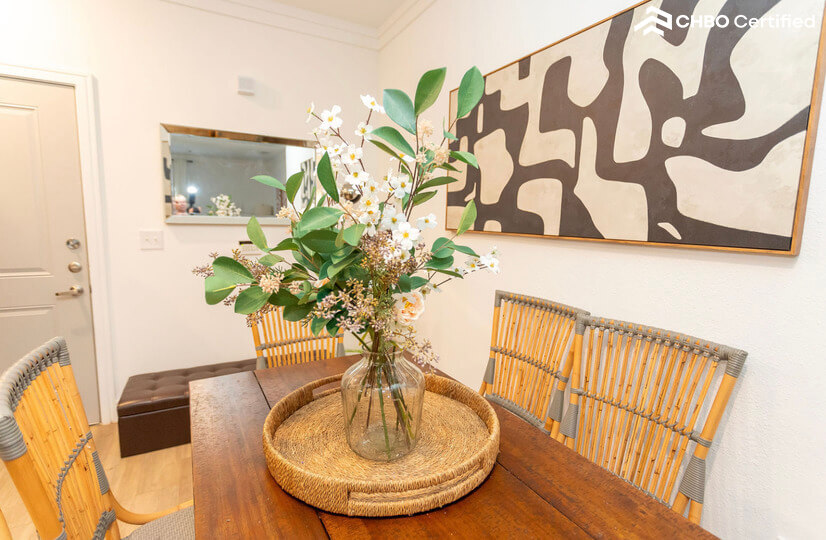 Furnished Apt with pool in Charlotte NC